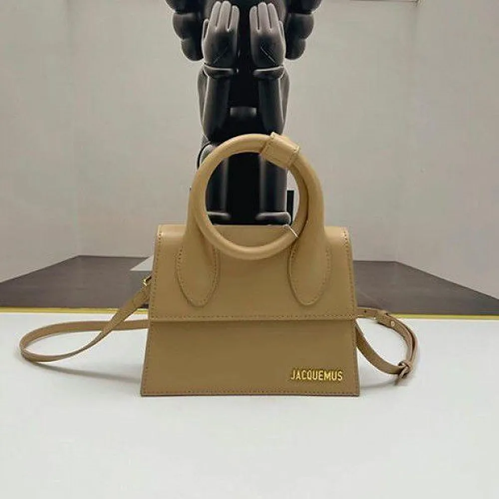 Premium Jacquemus Le Chiquito Noeud Bag For Women (LAB1021) - stayhit.in Premium Jacquemus Le Chiquito Noeud Bag For Women (LAB1021) - stayhit.in