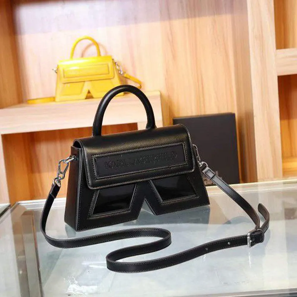 Premium Karl Lagerfeld Handbag For Women (LAB1012) - stayhit.in Premium Karl Lagerfeld Handbag For Women (LAB1012) - stayhit.in