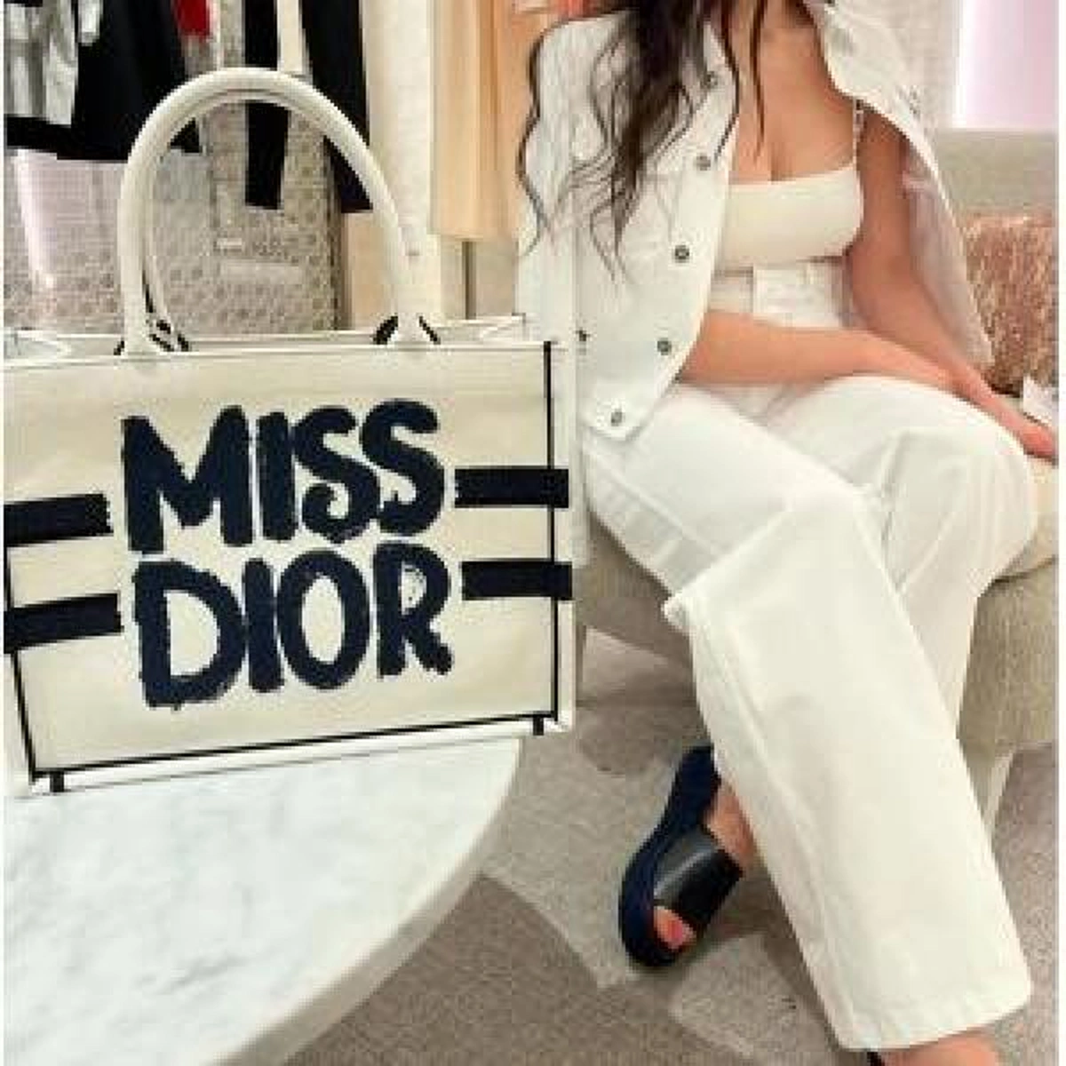 Premium Miss Dior Book Tote Bag With Og Box For Women (BOT2847) - stayhit.in Premium Miss Dior Book Tote Bag With Og Box For Women (BOT2847) - stayhit.in