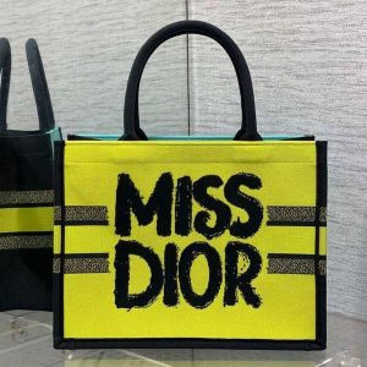 Premium Miss Dior Book Tote With Og Box Carrybag For Women (BOT2846) - stayhit.in Premium Miss Dior Book Tote With Og Box Carrybag For Women (BOT2846) - stayhit.in
