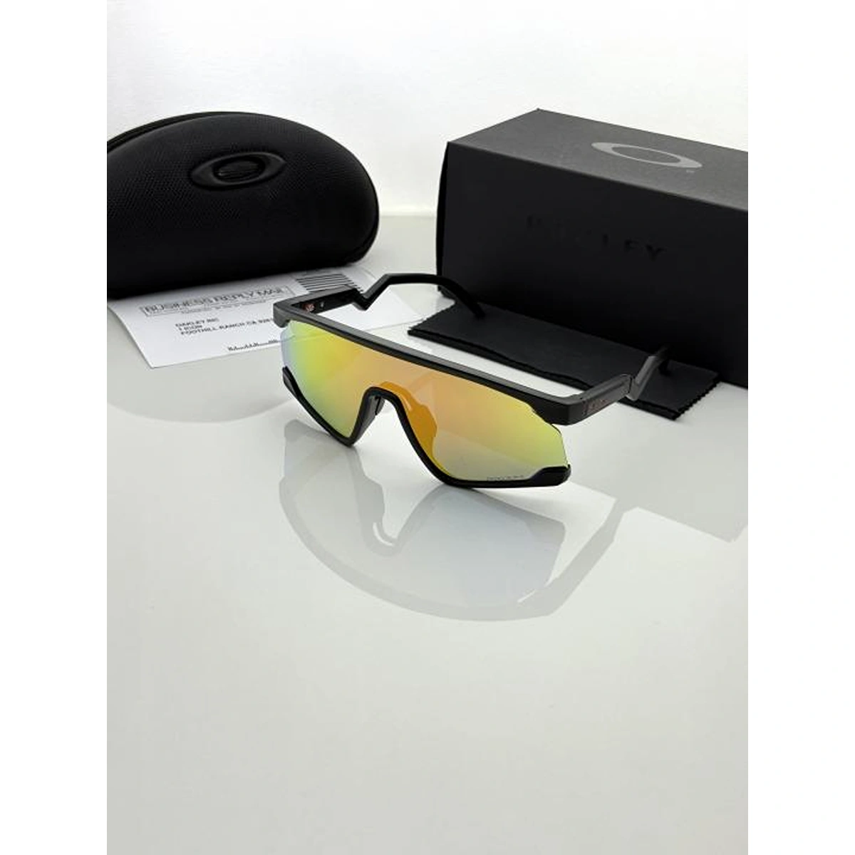 Premium Oakley Sunglasses Black Orange For Men (BOT3416) - stayhit.in Premium Oakley Sunglasses Black Orange For Men (BOT3416) - stayhit.in