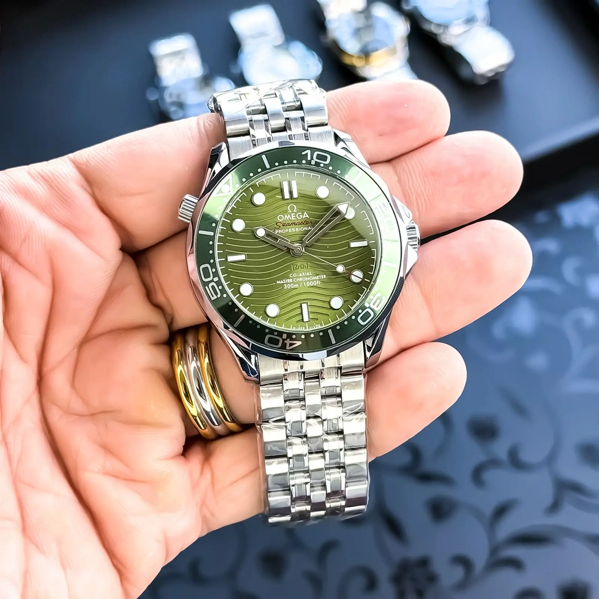 Premium Omega Auto Watch Silver Green For Men (JH459) - stayhit.in Premium Omega Auto Watch Silver Green For Men (JH459) - stayhit.in