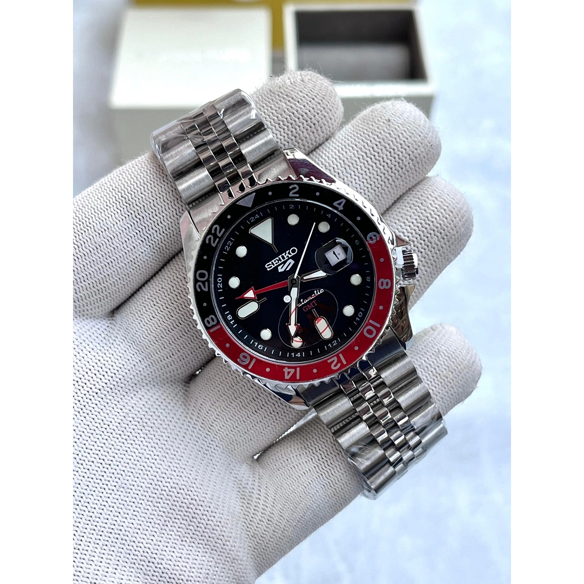 Premium Seiko Gmt Sports Watch Quartz For Men (LAB1073) - stayhit.in Premium Seiko Gmt Sports Watch Quartz For Men (LAB1073) - stayhit.in