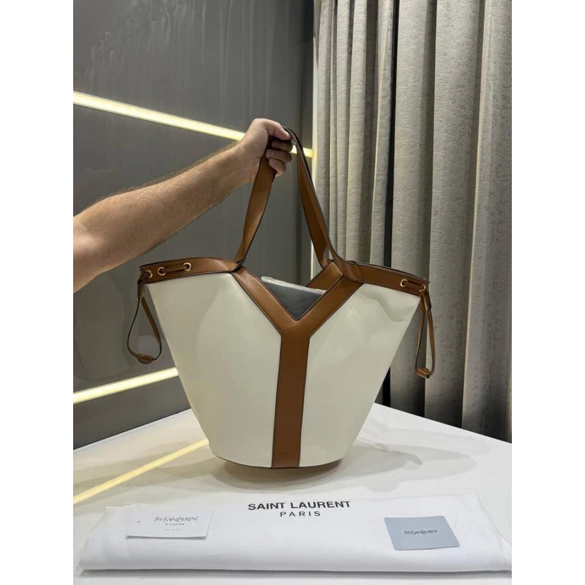 Premium YSL Saint Laurent Tote Bag For Women (BT37) - stayhit.in Premium YSL Saint Laurent Tote Bag For Women (BT37) - stayhit.in