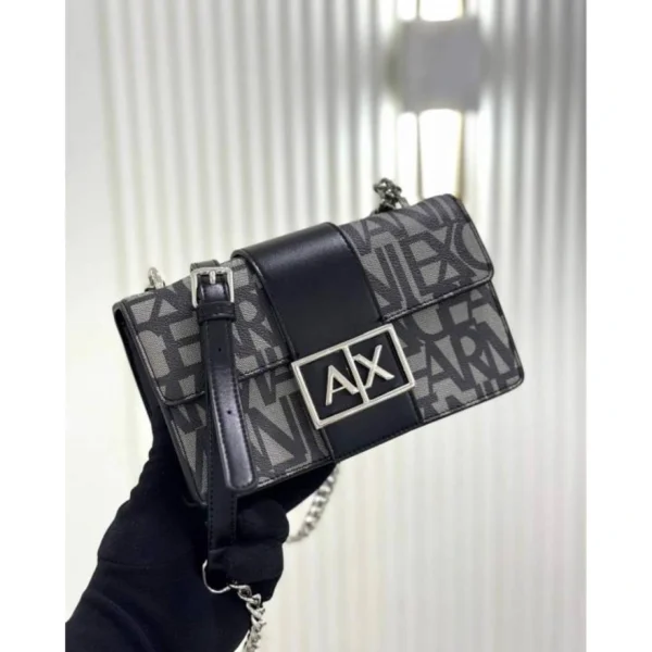 Stylish Armani Exchange Jodie Bag With Box For Women (SOS499) - stayhit.in Stylish Armani Exchange Jodie Bag With Box For Women (SOS499) - stayhit.in
