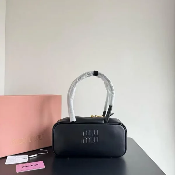 Stylish Balmain Handbag For Women (LAB1333) - stayhit.in Stylish Balmain Handbag For Women (LAB1333) - stayhit.in