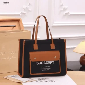 Stylish Burberry Handbag For Women (BOT1751) - stayhit.in