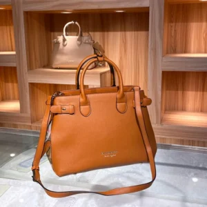 Stylish Burberry Handbag For Women (BOT1759) - stayhit.in