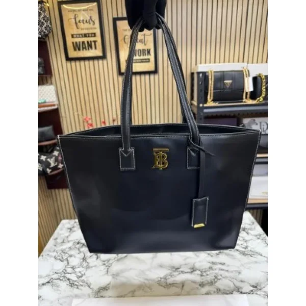 Stylish Burberry Handbag For Women (BOT1851) - stayhit.in Stylish Burberry Handbag For Women (BOT1851) - stayhit.in