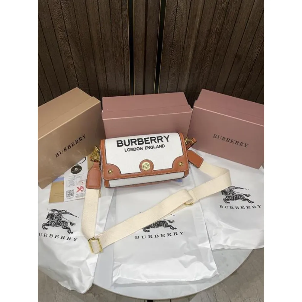Stylish Burberry Handbag For Women (BOT1864) - stayhit.in Stylish Burberry Handbag For Women (BOT1864) - stayhit.in