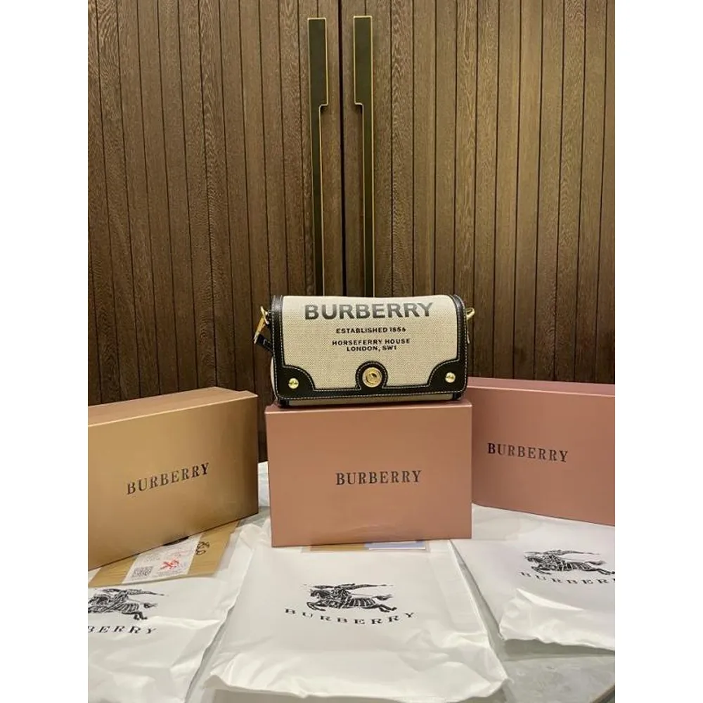 Stylish Burberry Handbag For Women (BOT1865) - stayhit.in Stylish Burberry Handbag For Women (BOT1865) - stayhit.in
