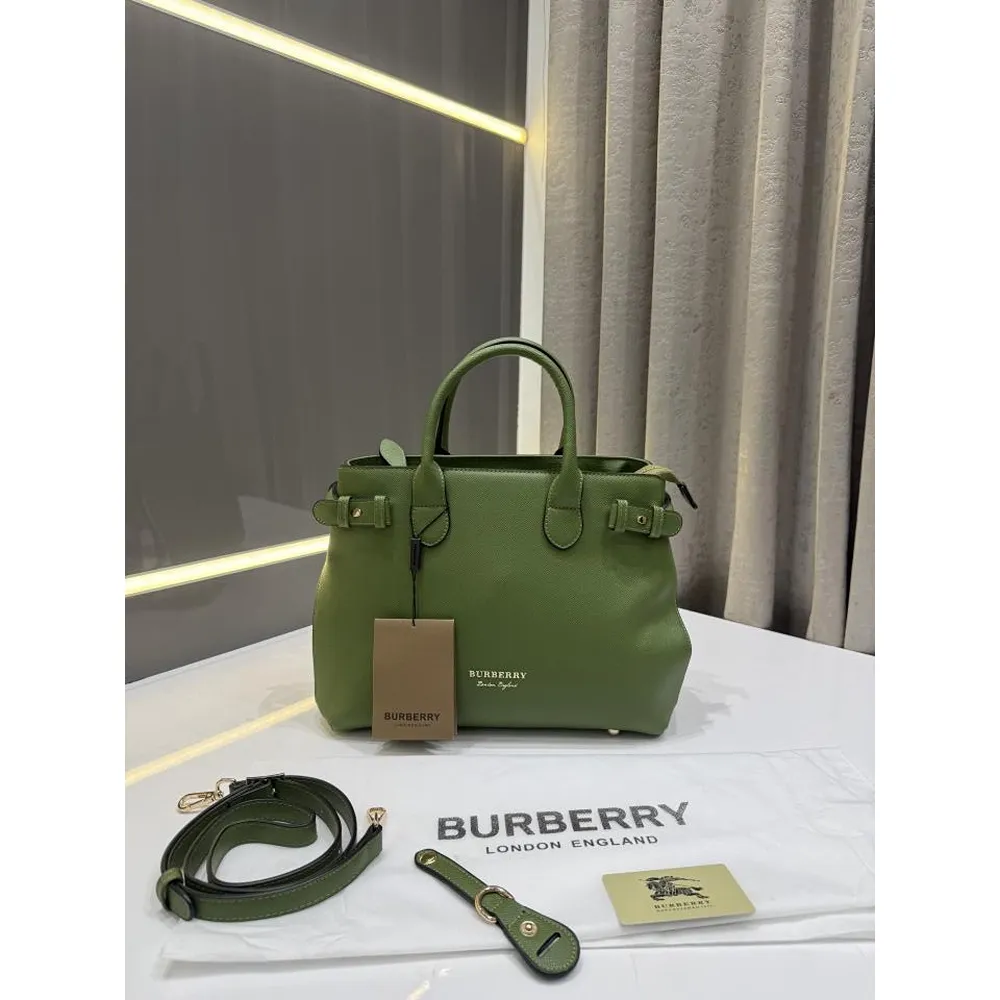 Stylish Burberry Handbag With Dust Bag For Women (SUP8270) - stayhit.in Stylish Burberry Handbag With Dust Bag For Women (SUP8270) - stayhit.in