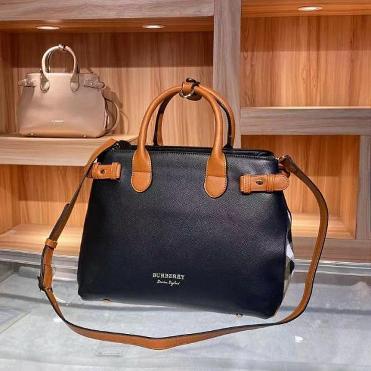 Stylish Burberry Porsum Bag With Dust Bag For Women (BOT3857) - stayhit.in Stylish Burberry Porsum Bag With Dust Bag For Women (BOT3857) - stayhit.in