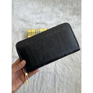 Stylish Burberry Zippy Wallet With Original Box For Women (DW212) - stayhit.in