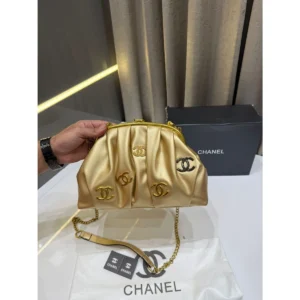 Stylish Chanel Limited Gold Bag Clutch With Og Box Packing For Women (LAB1164) (Copy) - stayhit.in