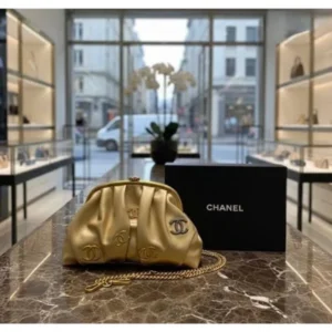 Stylish Chanel Limited Gold Bag Clutch With Og Box Packing For Women (LAB1164) - stayhit.in
