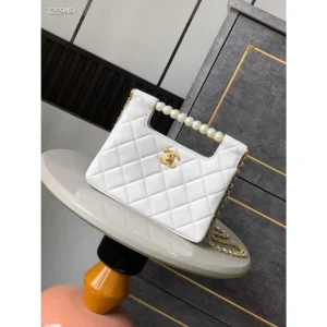 Stylish Chanel Pearl Flap Shoulder Bag With Og Box & Dust Bag For Women (LAB1061) - stayhit.in