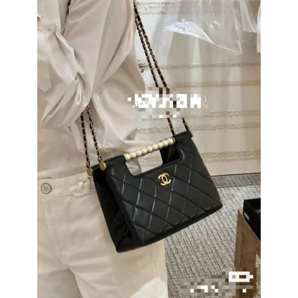 Stylish Chanel Pearl Flap Shoulder Bag With Og Box & Dust Bag For Women (SOS456) - stayhit.in Stylish Chanel Pearl Flap Shoulder Bag With Og Box & Dust Bag For Women (SOS456) - stayhit.in
