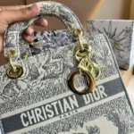 Stylish Christian Dior Bag With Og Box & Dust Bag For Women (LAB511) - stayhit.in