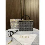 Stylish Christian Dior Handbag For Women (BOT1737) - stayhit.in