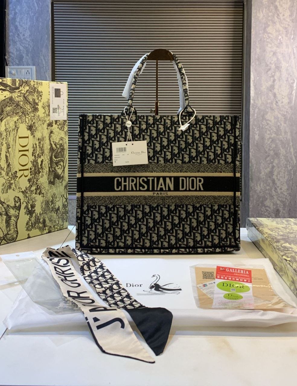 Stylish Christian Dior Handbag For Women (LAB1596) - stayhit.in Stylish Christian Dior Handbag For Women (LAB1596) - stayhit.in