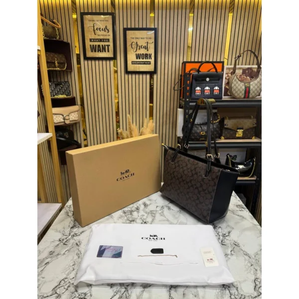 Stylish Coach City Tote Bag Coffee Signature Canvas With Box For Women (SOS470) - stayhit.in Stylish Coach City Tote Bag Coffee Signature Canvas With Box For Women (SOS470) - stayhit.in