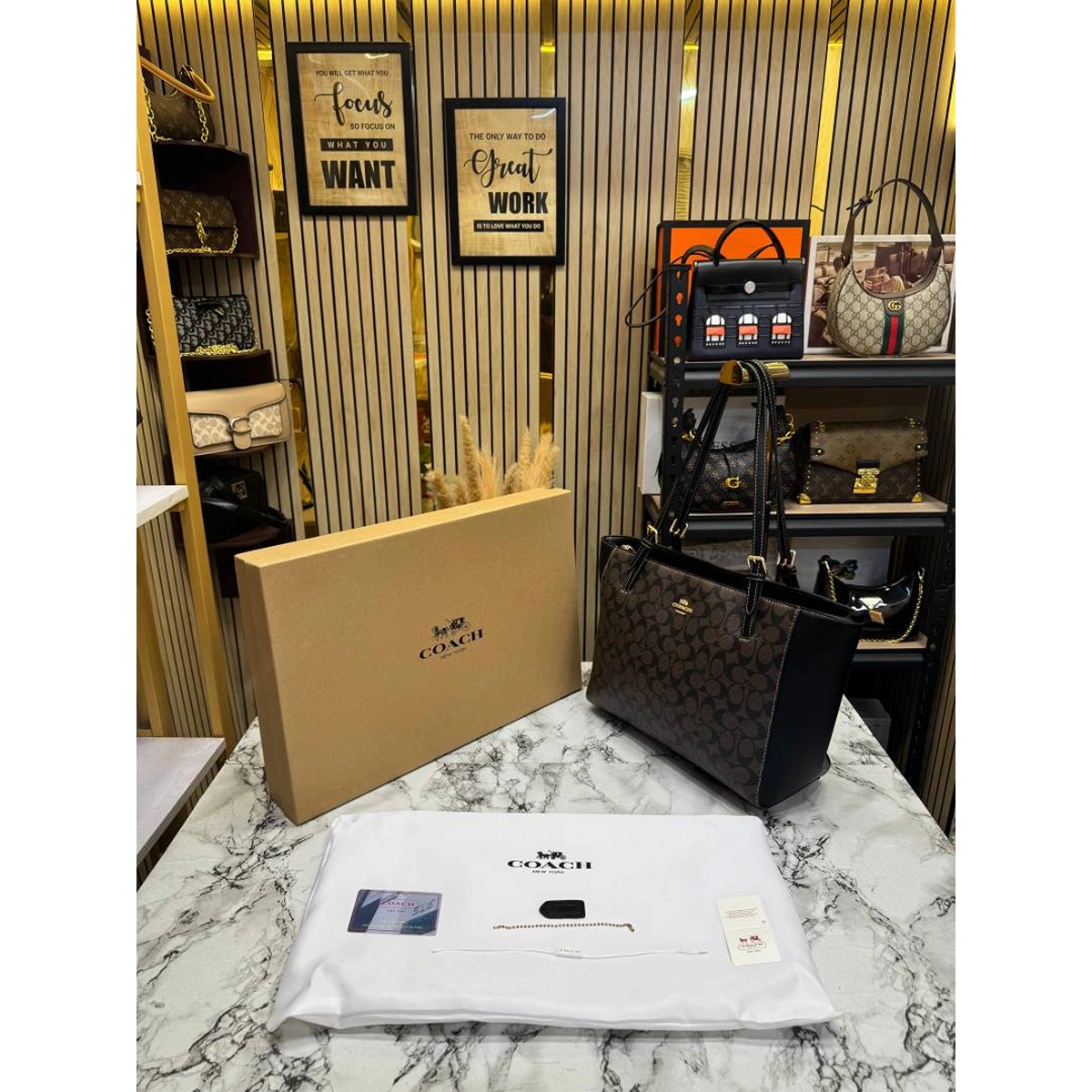 Stylish Coach City Tote Bag Coffee Signature Canvas With Box For Women (SOS470) - stayhit.in Stylish Coach City Tote Bag Coffee Signature Canvas With Box For Women (SOS470) - stayhit.in