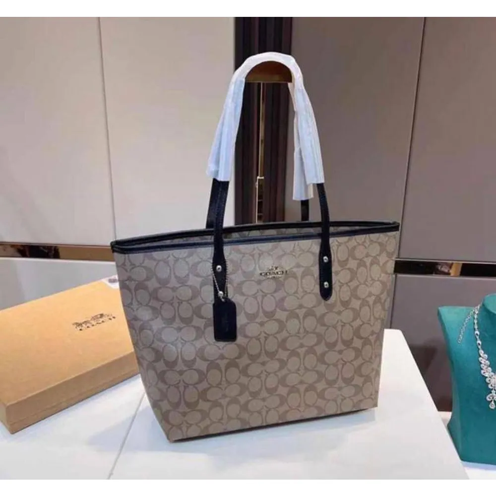 Stylish Coach Handbag For Women (BOT1785) - stayhit.in Stylish Coach Handbag For Women (BOT1785) - stayhit.in