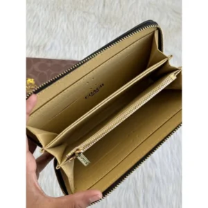 Stylish Coach Long Zippy Wallet With Og Box For Women (DW226) - stayhit.in