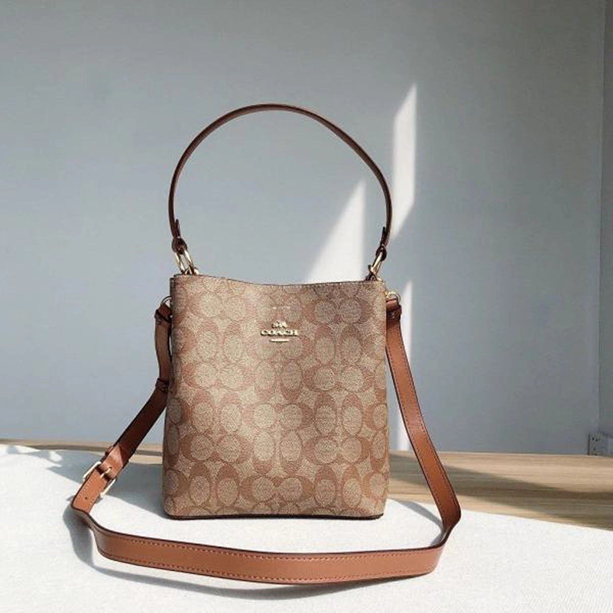 Stylish Coach Mollie Bucket Bag With Og Box For Women (BOT2558) - stayhit.in Stylish Coach Mollie Bucket Bag With Og Box For Women (BOT2558) - stayhit.in