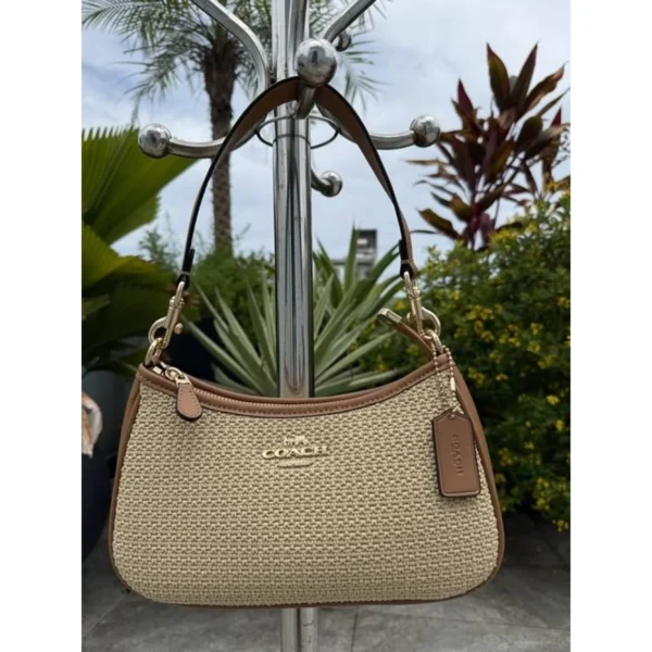 Stylish Coach Teri Beach Edition Bag With Og Box Dust Cover For Women (SOS469) - stayhit.in Stylish Coach Teri Beach Edition Bag With Og Box Dust Cover For Women (SOS469) - stayhit.in