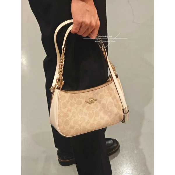 Stylish Coach Teri Shoulder Bag In Signature Canvas For Women (LAB675) - stayhit.in