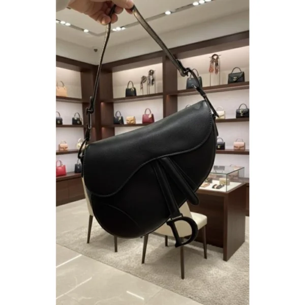 Stylish Dior Saddle Handbag All Black With Og Box For Women (BOT2872) - stayhit.in