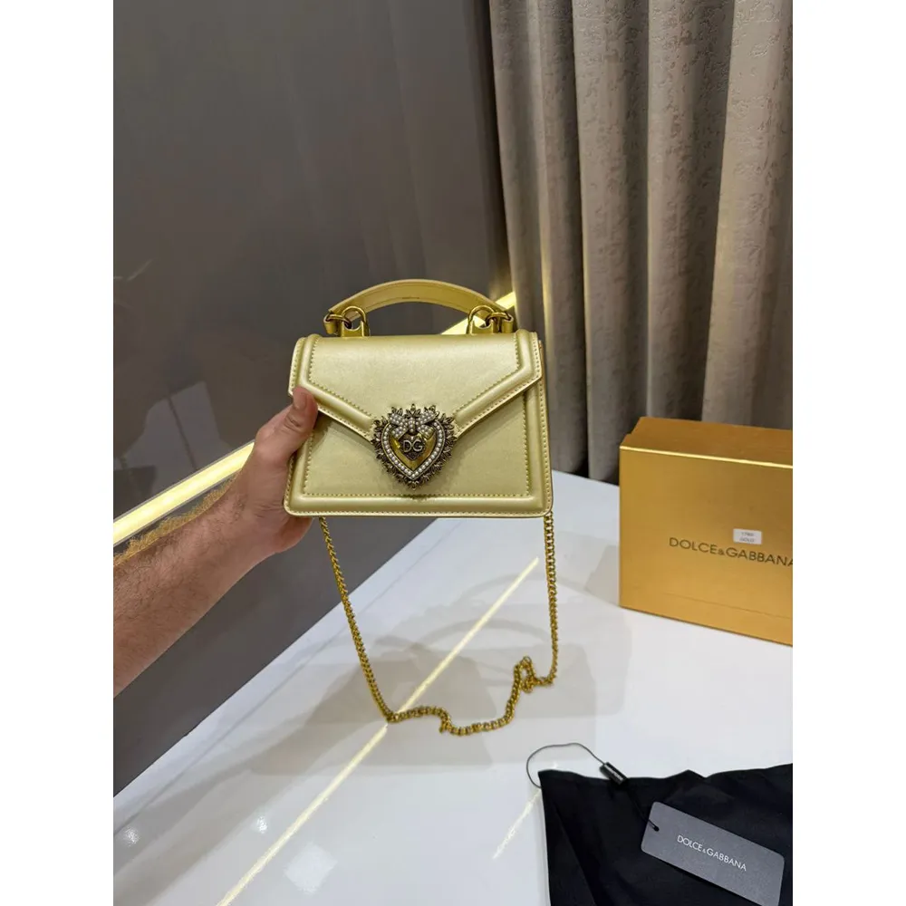 Stylish Dolce & Gabbana Handbag For Women (LAB2776) - stayhit.in Stylish Dolce & Gabbana Handbag For Women (LAB2776) - stayhit.in
