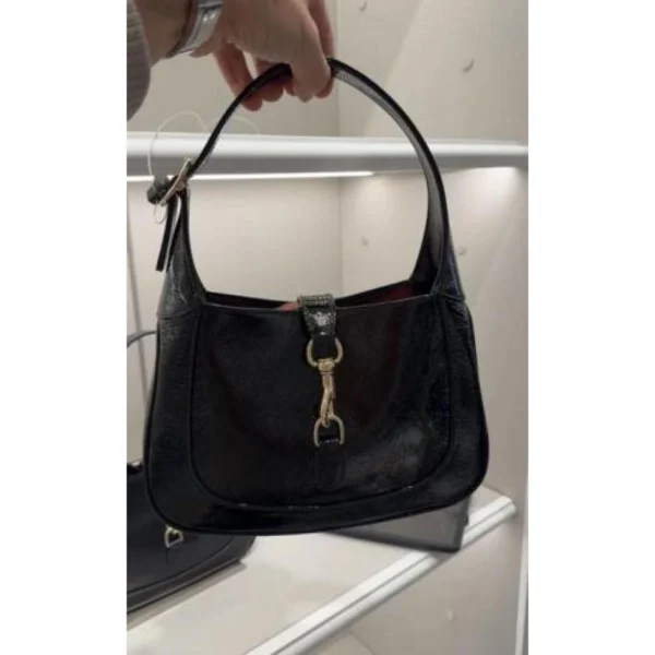 Stylish Gucci Jackie Medium Shoulder Bag With Box Packing For Women (BOT2567) - stayhit.in Stylish Gucci Jackie Medium Shoulder Bag With Box Packing For Women (BOT2567) - stayhit.in