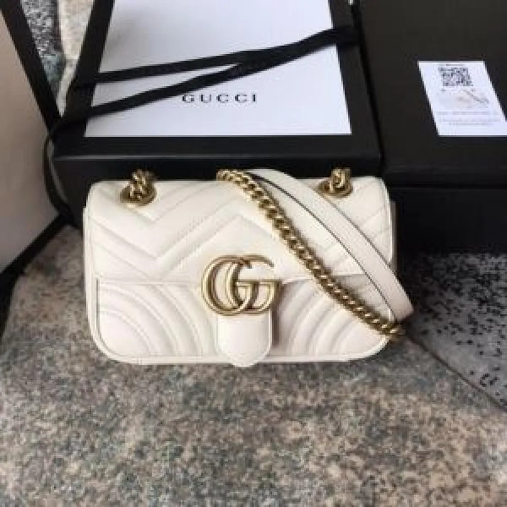 Stylish Gucci Marmont Sling Bag With Box For Women (SUP8173) - stayhit.in Stylish Gucci Marmont Sling Bag With Box For Women (SUP8173) - stayhit.in