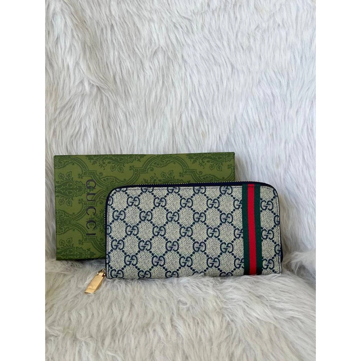 Stylish Gucci Zippy Long Wallet With Original Box For Women (DW206) - stayhit.in Stylish Gucci Zippy Long Wallet With Original Box For Women (DW206) - stayhit.in