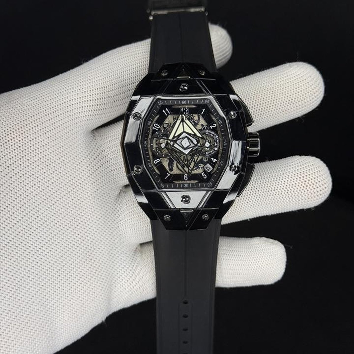 Stylish Hublot Spyder Watch Black For Men (BOT3088) - stayhit.in Stylish Hublot Spyder Watch Black For Men (BOT3088) - stayhit.in