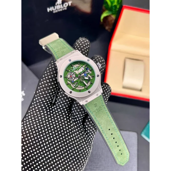 Stylish Hublot Watch Green Dial For Men (SOS545) - stayhit.in