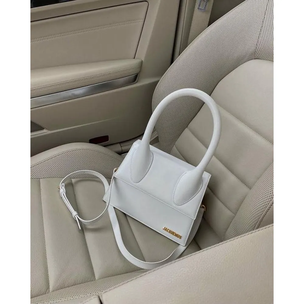 Stylish Jacquemus Handbag For Women (BOT1715) - stayhit.in Stylish Jacquemus Handbag For Women (BOT1715) - stayhit.in