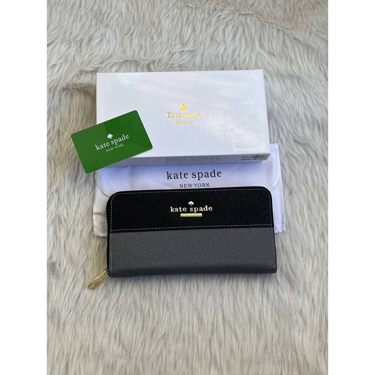 Stylish Kate Spade Long Zippy Wallet With Og Box Dust Cover For Women (DW227) - stayhit.in Stylish Kate Spade Long Zippy Wallet With Og Box Dust Cover For Women (DW227) - stayhit.in