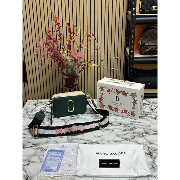 Stylish Marc Jacobs Shoulder Bag For Women (LAB1126) - stayhit.in Stylish Marc Jacobs Shoulder Bag For Women (LAB1126) - stayhit.in