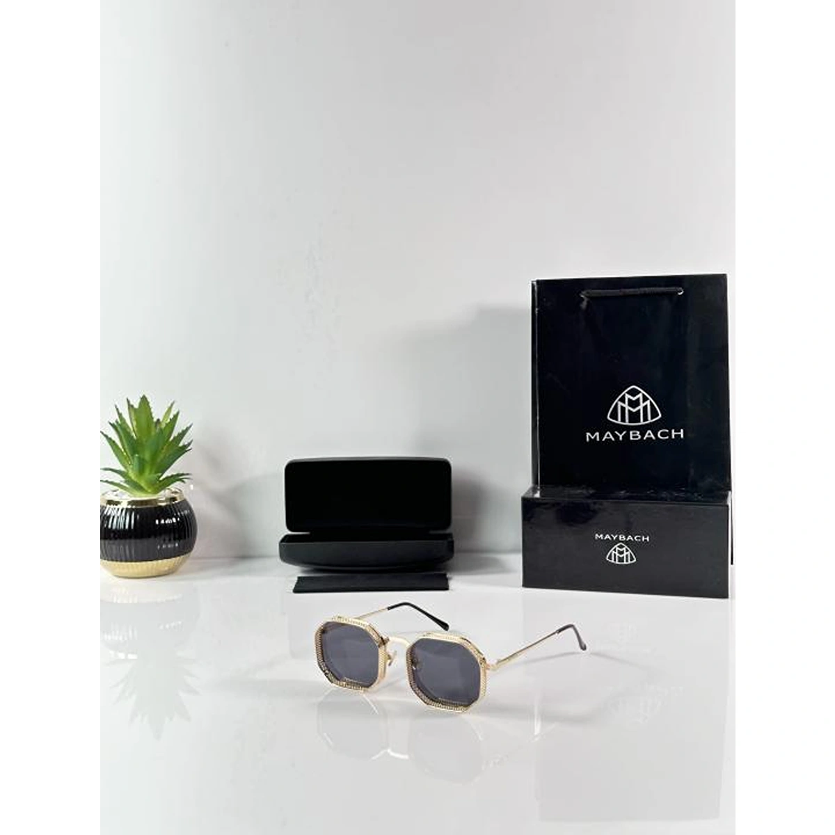 Stylish Maybach Sunglasses Gold Black For Men (BOT3671) - stayhit.in Stylish Maybach Sunglasses Gold Black For Men (BOT3671) - stayhit.in