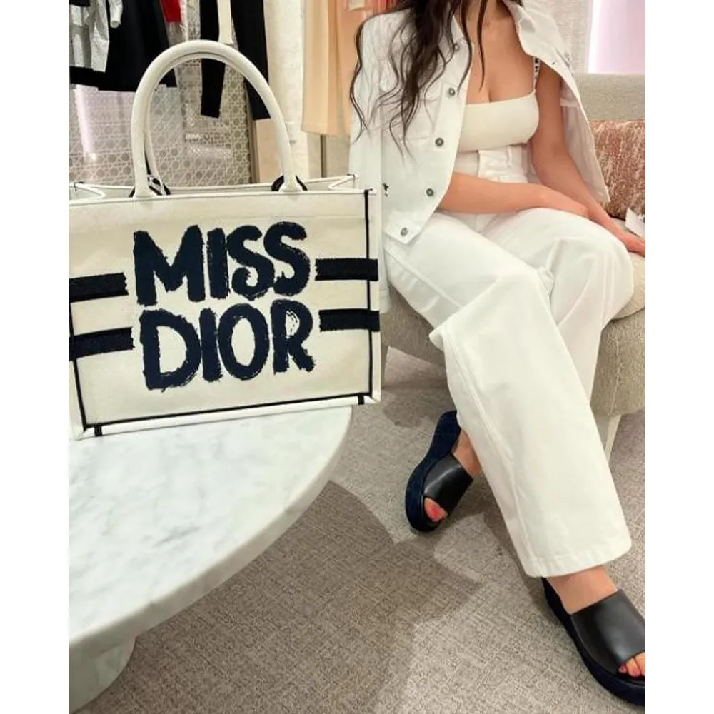 Stylish Miss Dior Handbag For Women (BOT1817) - stayhit.in Stylish Miss Dior Handbag For Women (BOT1817) - stayhit.in