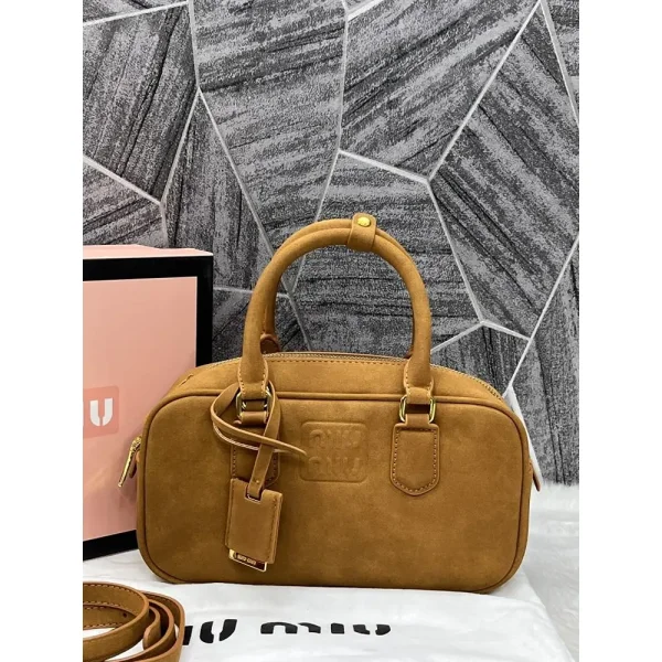 Stylish Miu Miu Handbag For Women (BOT1765) - stayhit.in Stylish Miu Miu Handbag For Women (BOT1765) - stayhit.in