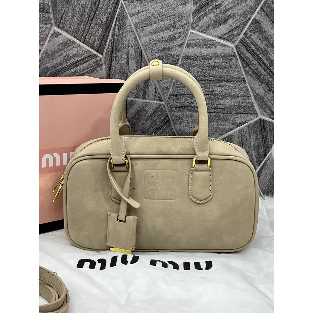 Stylish Miu Miu Handbag For Women (BOT1848) - stayhit.in
