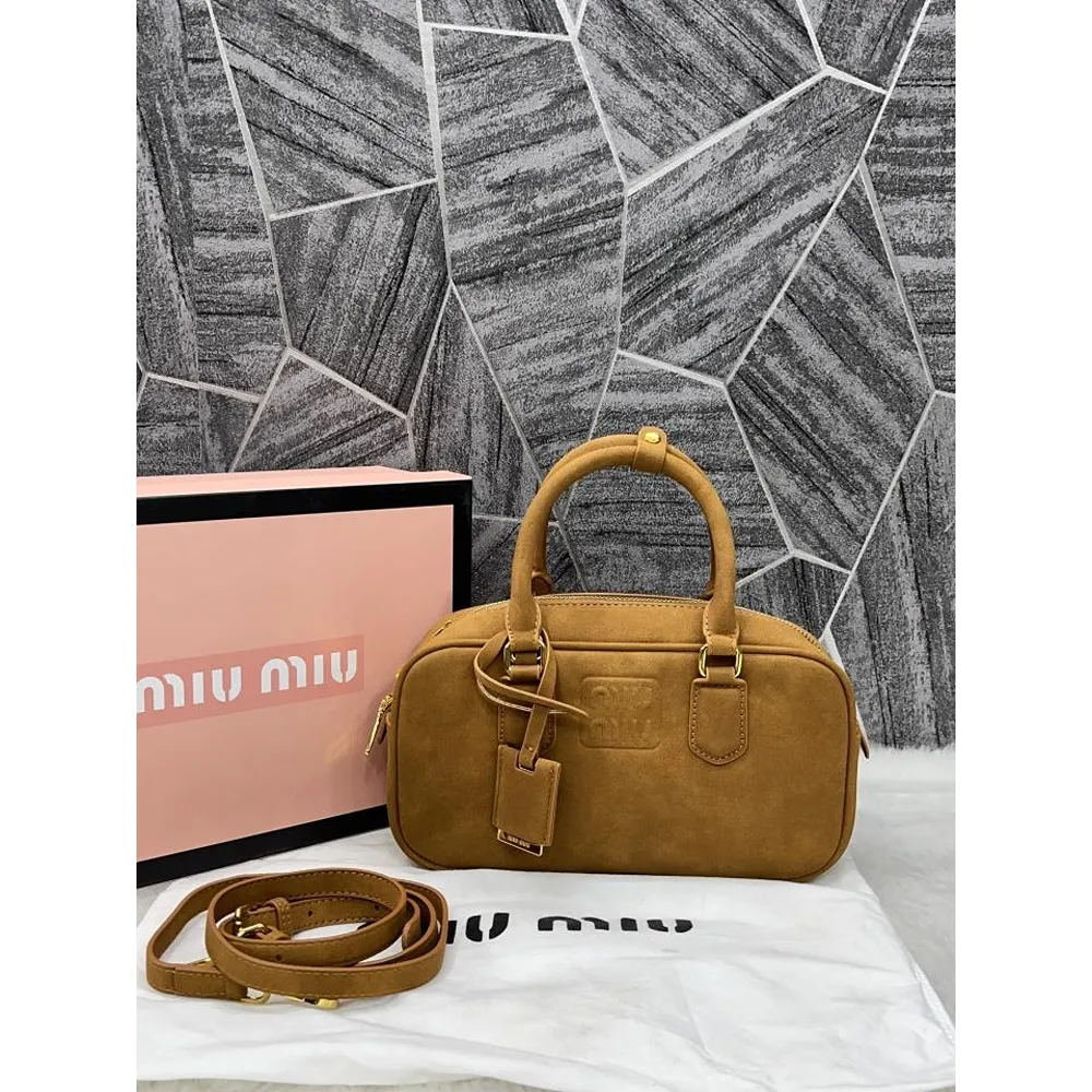 Stylish Miu Miu Handbag For Women (BOT1849) - stayhit.in