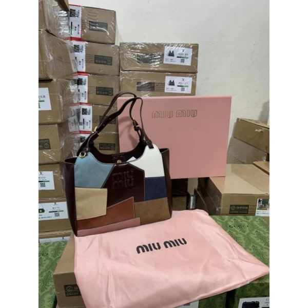 Stylish Miu Miu Mini Tote Bag With Magnet Box For Women (BOT4052) - stayhit.in Stylish Miu Miu Mini Tote Bag With Magnet Box For Women (BOT4052) - stayhit.in