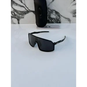 Stylish Oakley Sunglasses Black For Men (BOT3679) - stayhit.in