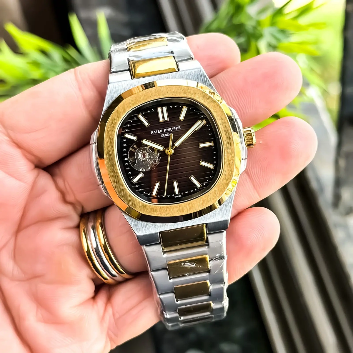 Stylish Patek Philippe Watch Gold TT Brown For Men (JH484) - stayhit.in Stylish Patek Philippe Watch Gold TT Brown For Men (JH484) - stayhit.in